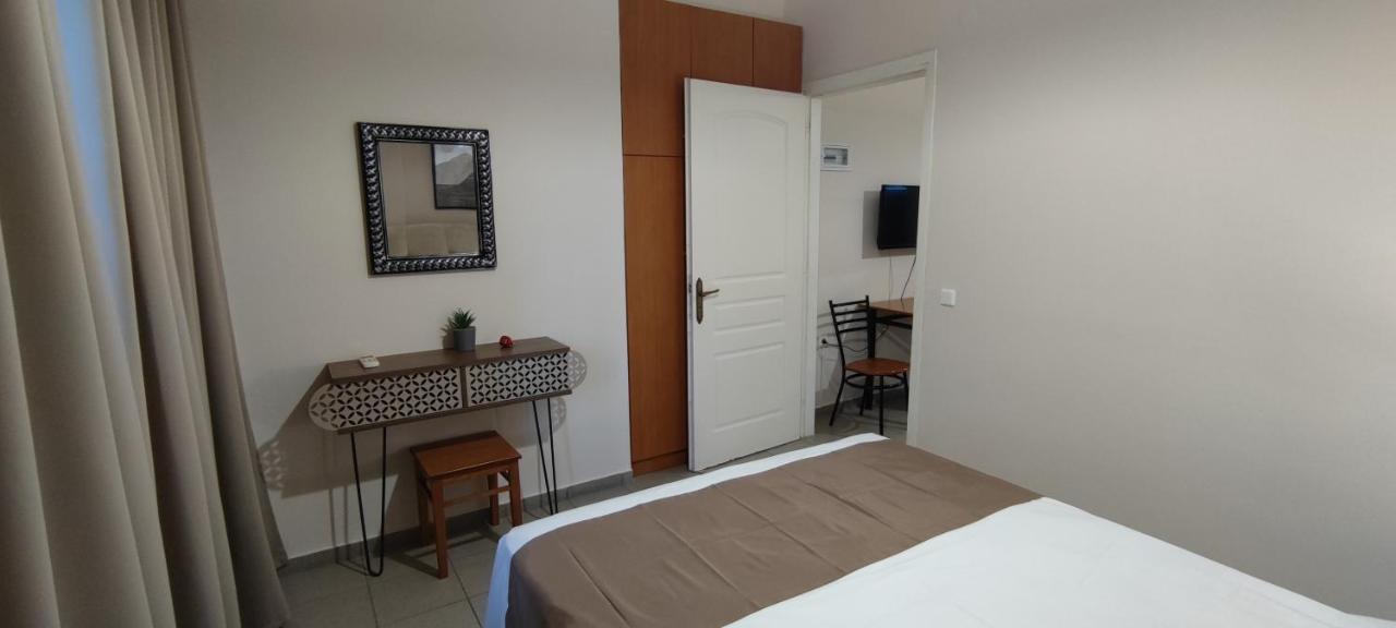Alexandra'S Glifa Apartments Dış mekan fotoğraf