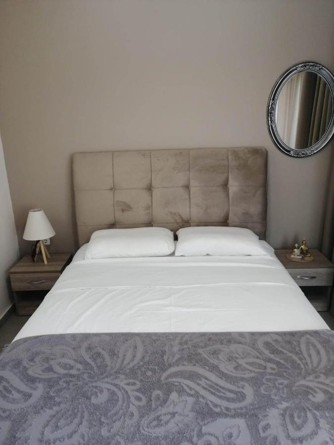 Alexandra'S Glifa Apartments Dış mekan fotoğraf