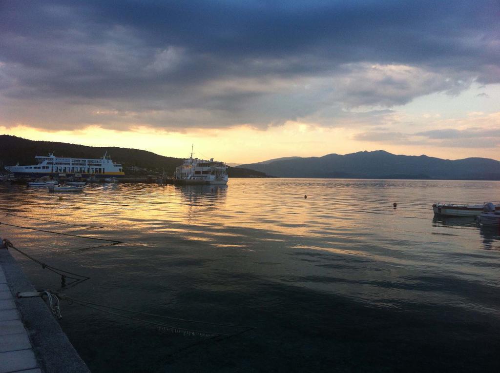 Alexandra'S Glifa Apartments Dış mekan fotoğraf